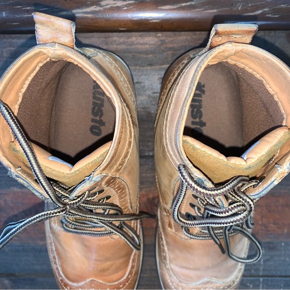 Kunsto Men’s Brogue Boots - Picture 8 of 11